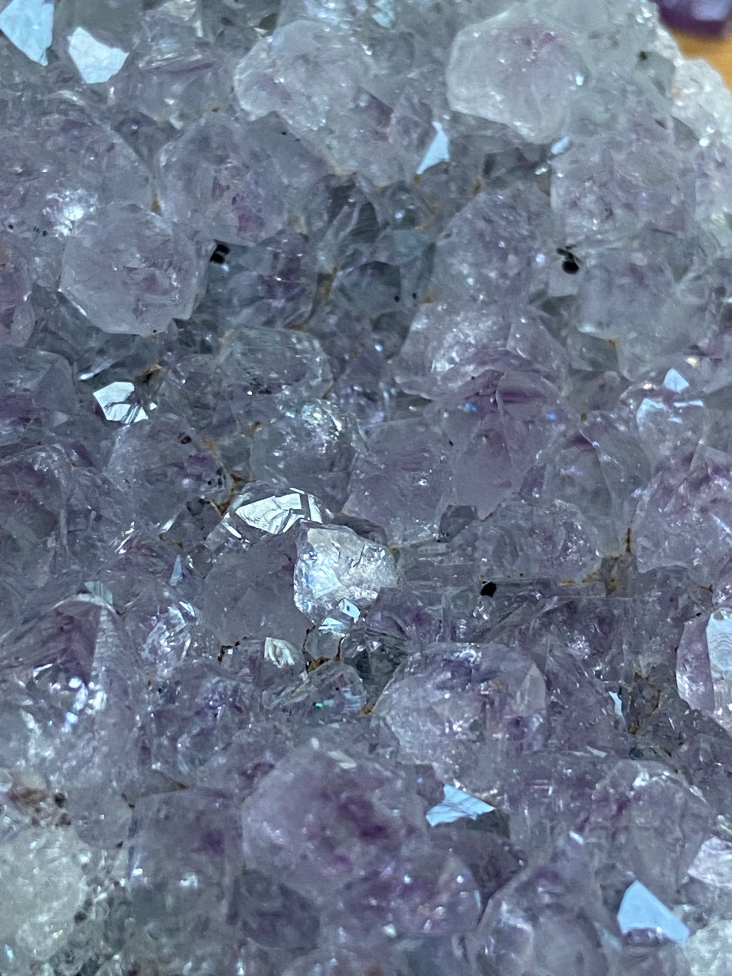 Amethyststücke hell
