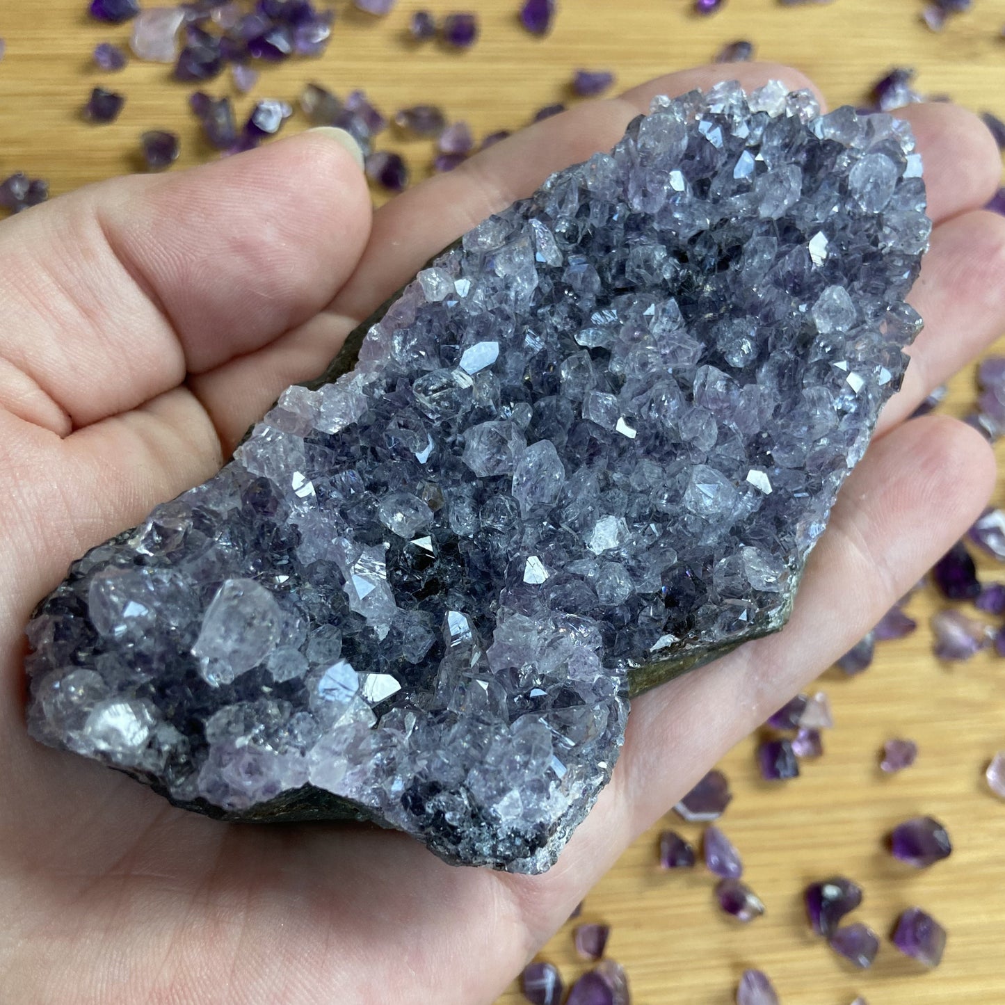 Amethyststücke dunkel 5-8cm