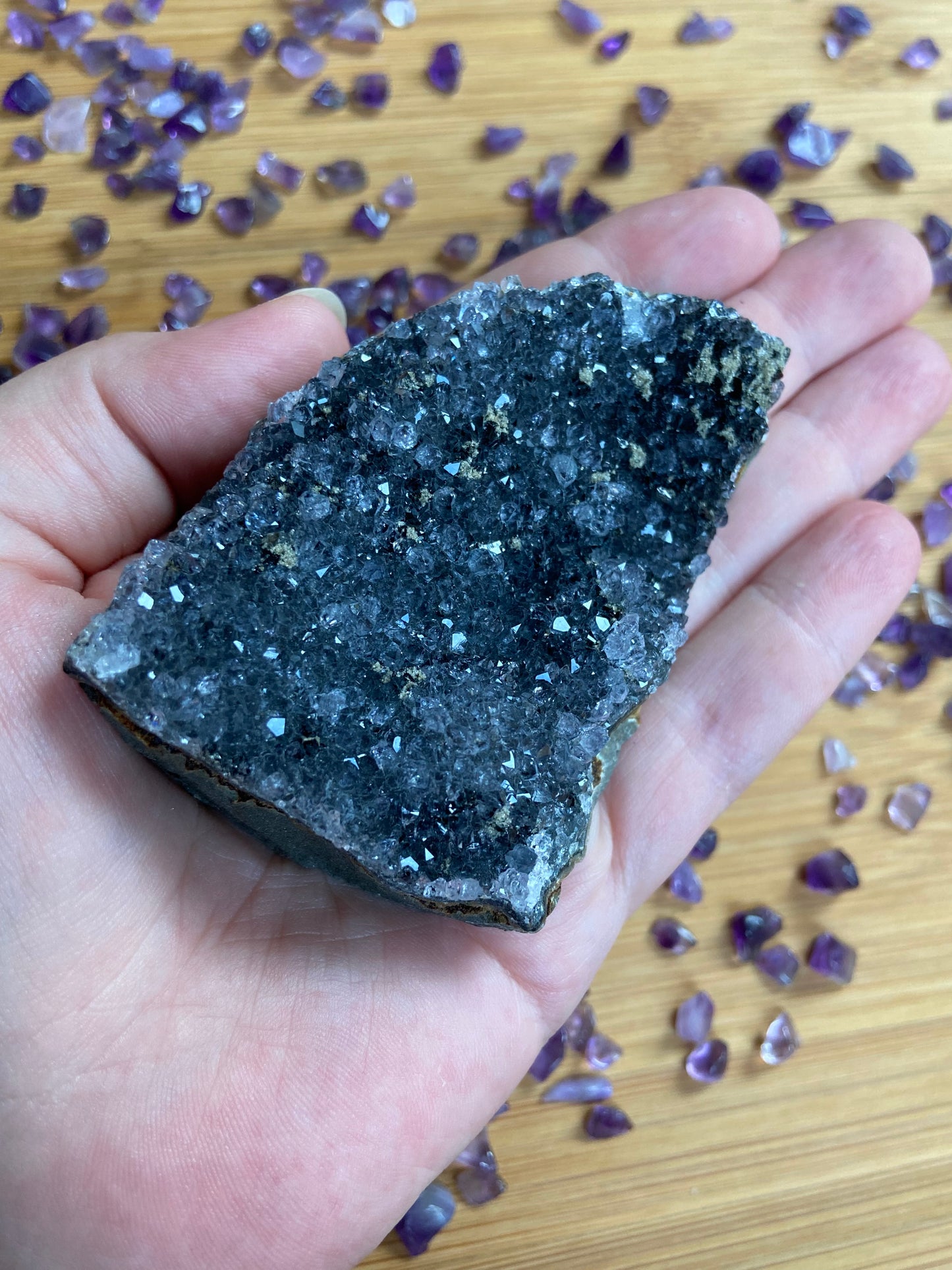 Amethyststücke dunkel 5-8cm