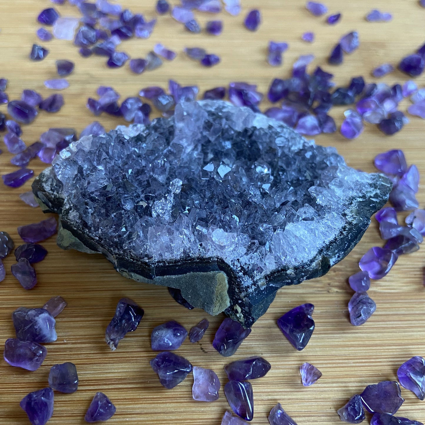 Amethyststücke dunkel 5-8cm
