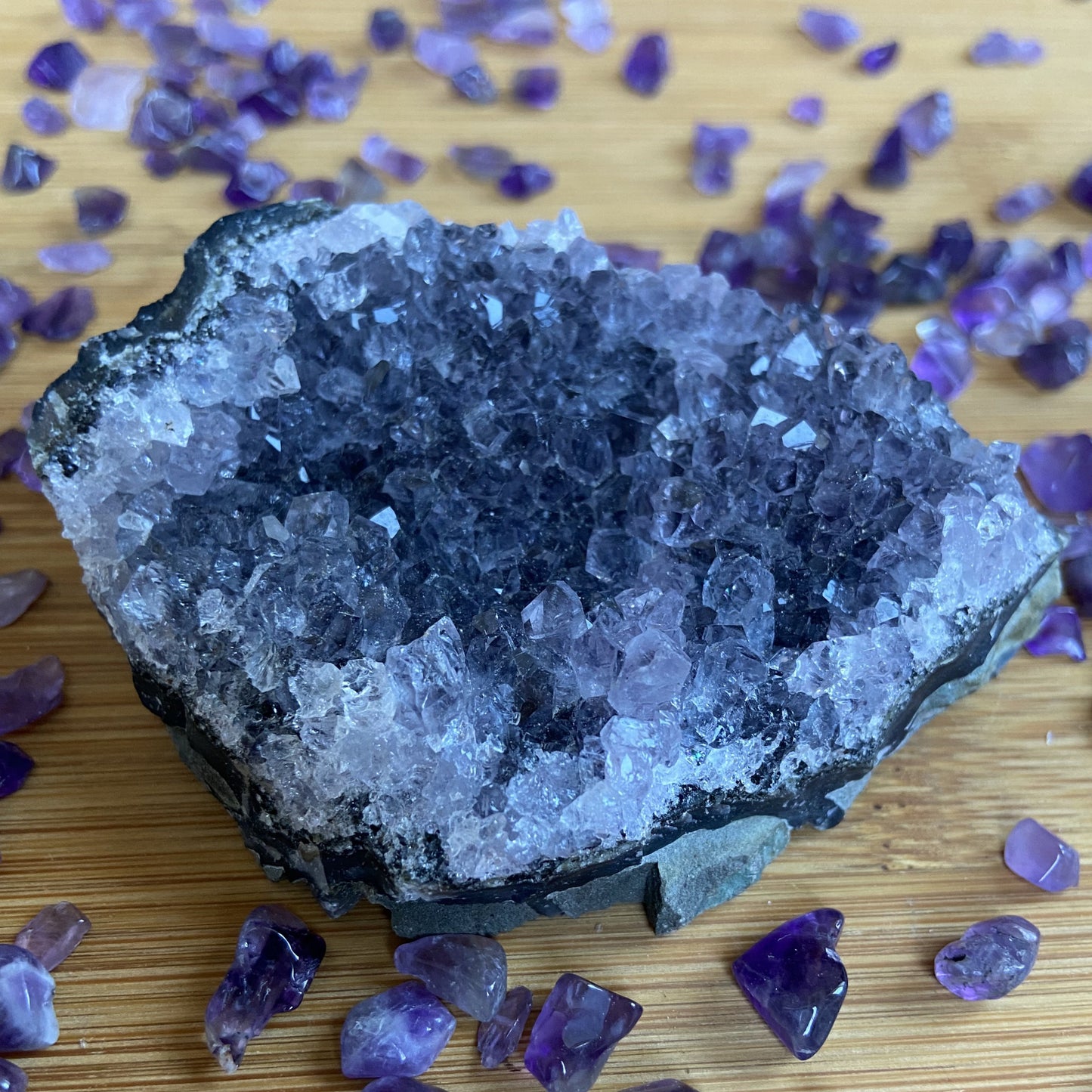 Amethyststücke dunkel 5-8cm