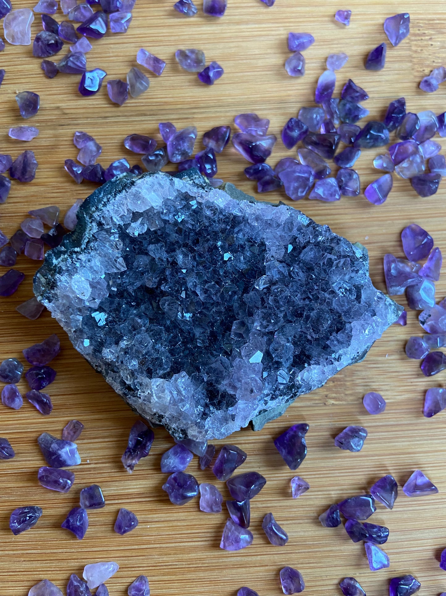 Amethyststücke dunkel 5-8cm