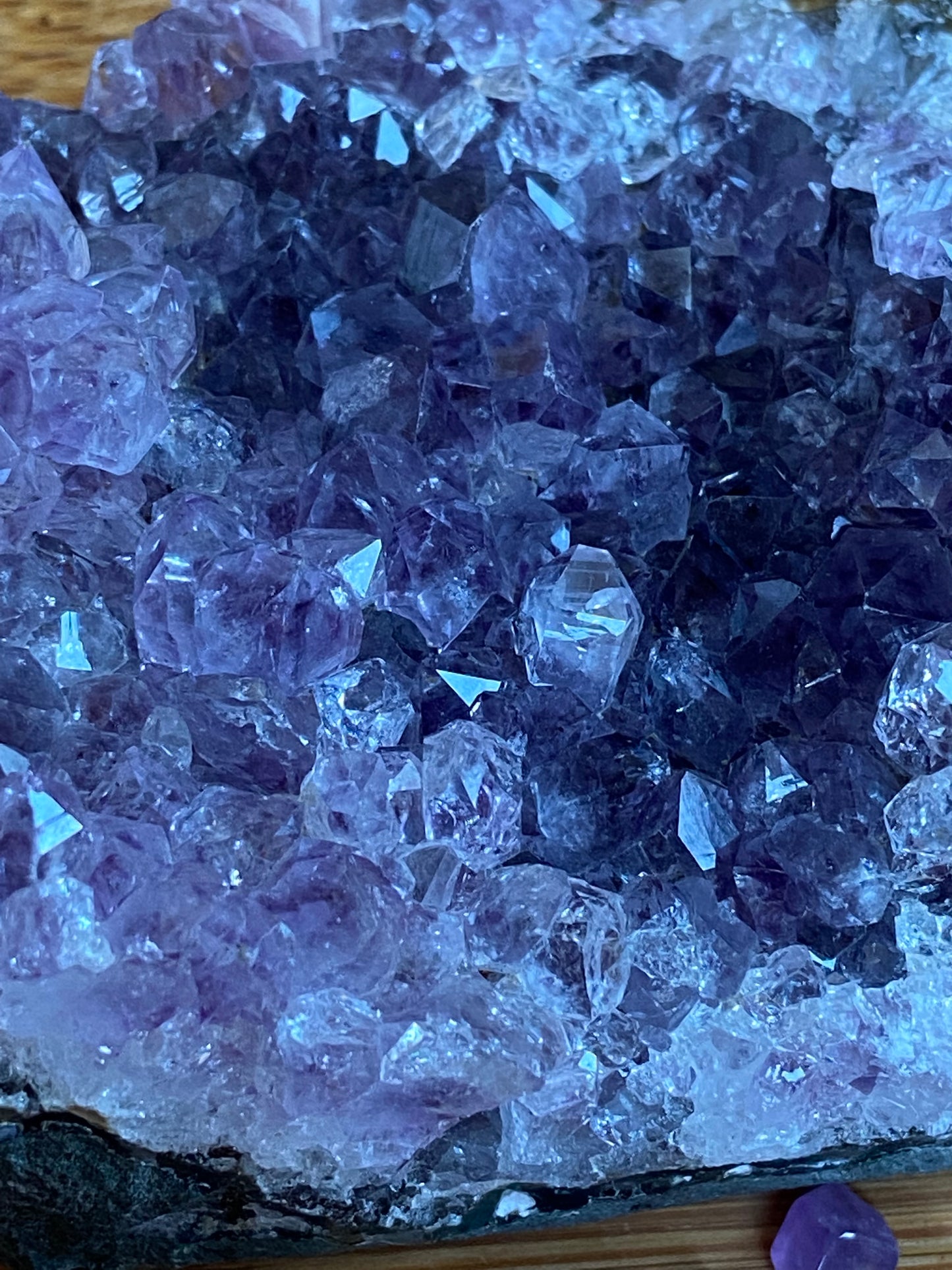 Amethyststücke "glänzend"
