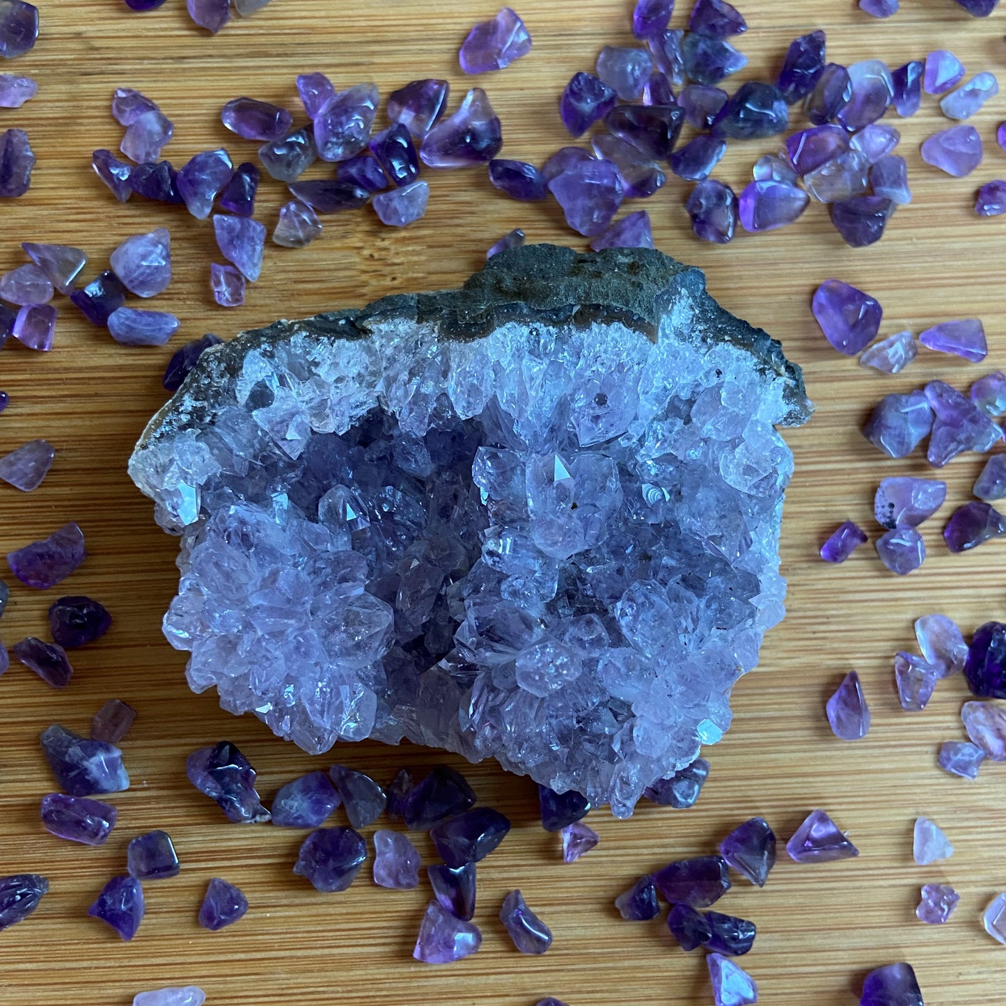 Amethyststücke hell