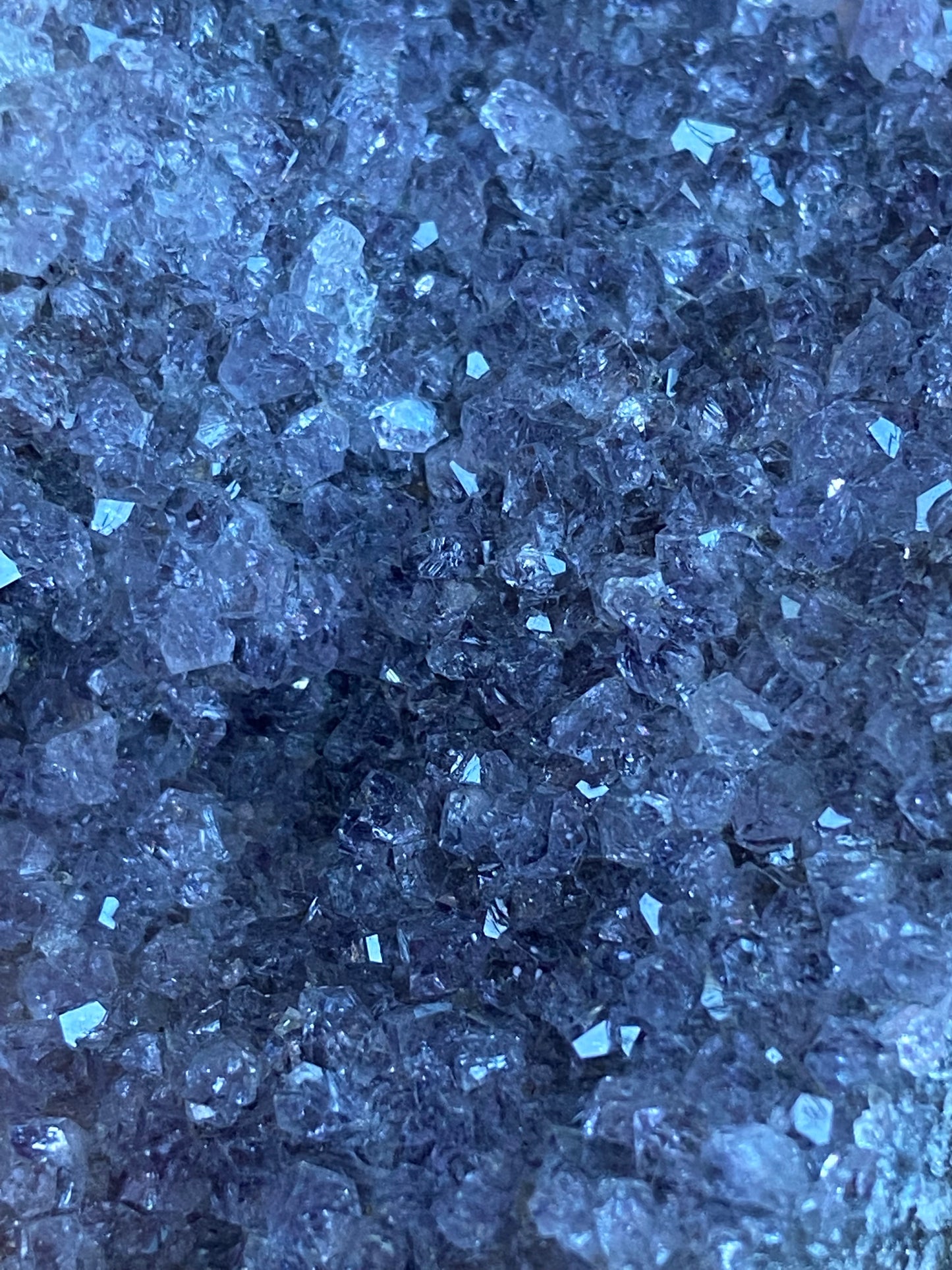 Amethyststücke dunkel 5-8cm