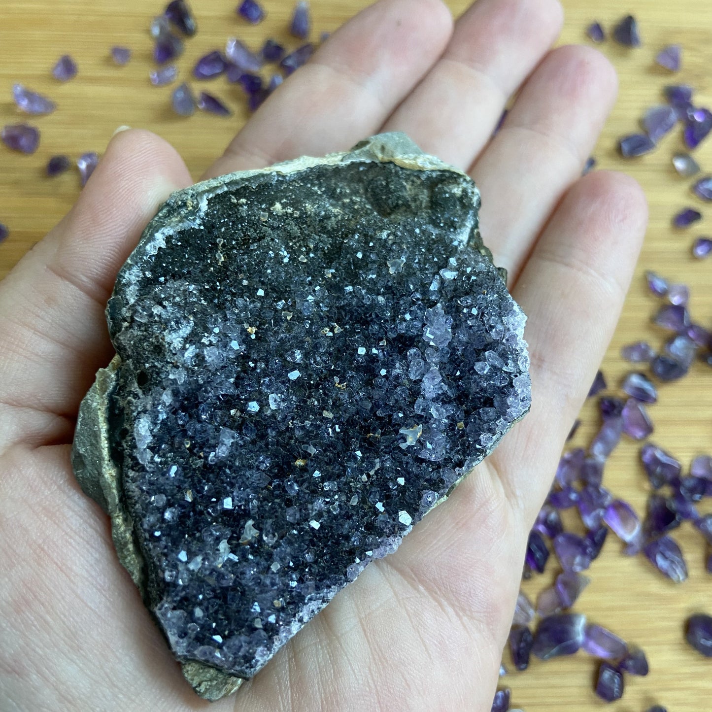 Amethyststücke dunkel 5-8cm