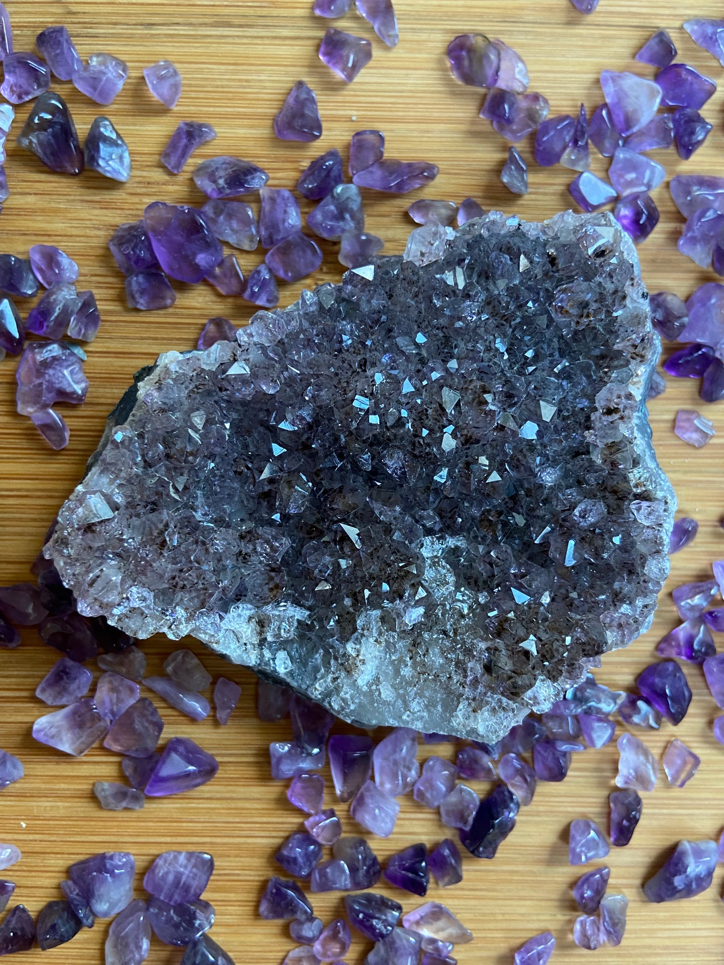 Amethyststücke dunkel 5-8cm