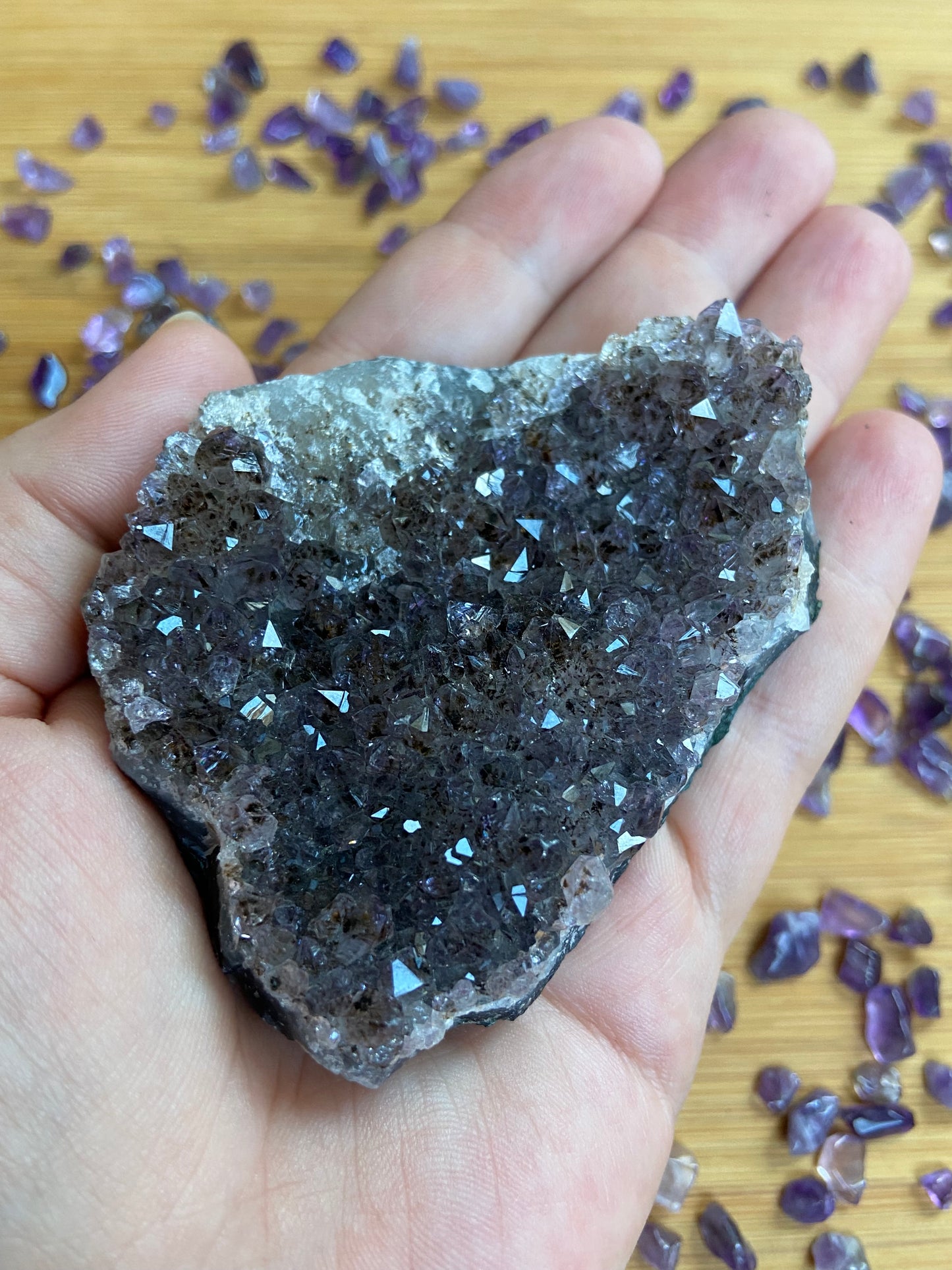 Amethyststücke dunkel 5-8cm